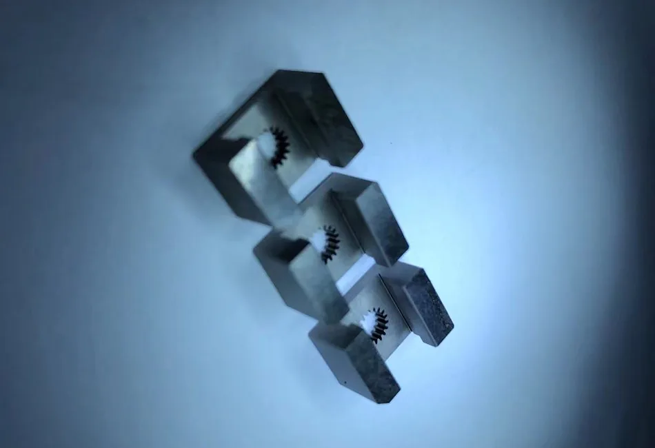 De kenmerken van tandwielvonkonderdelen.